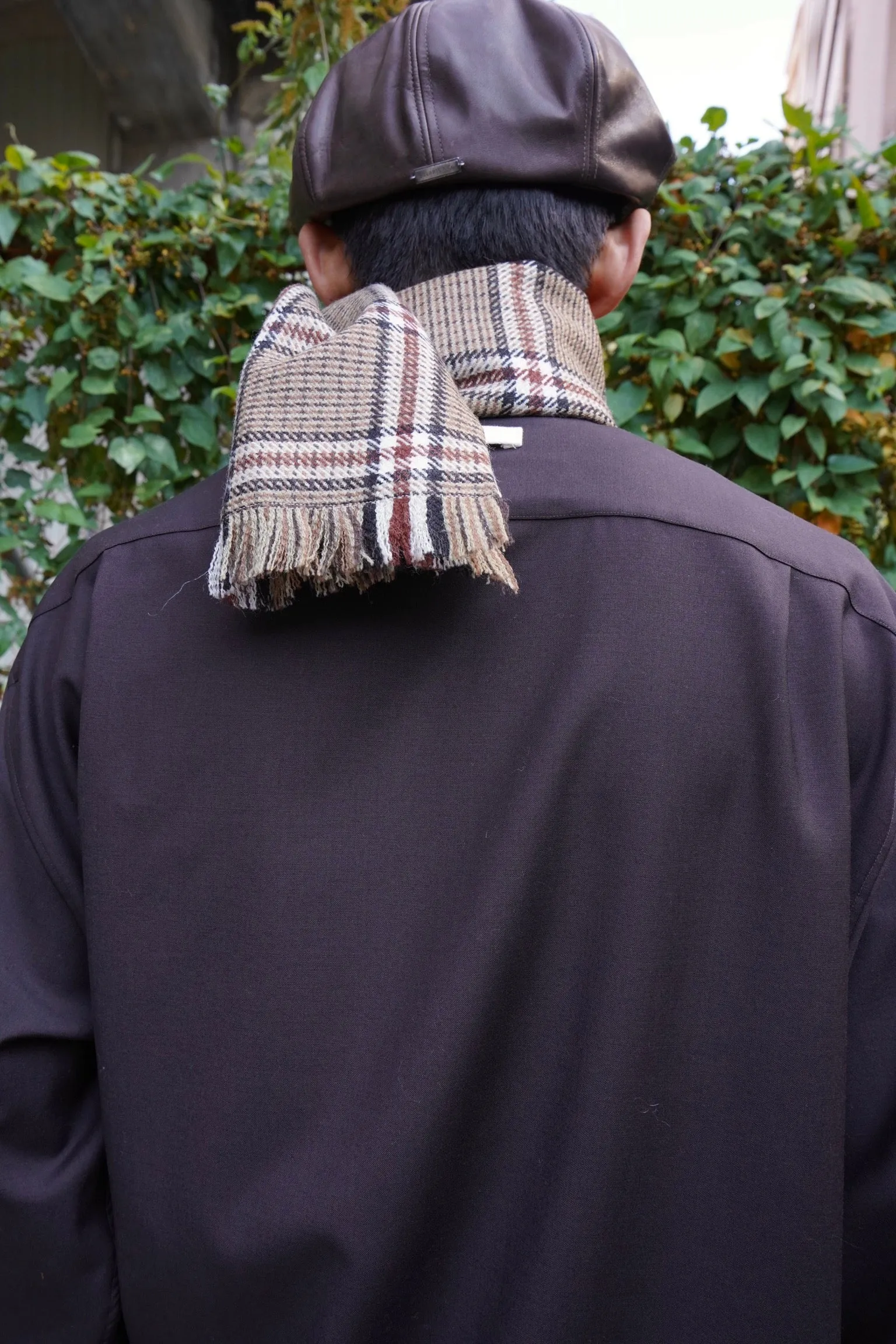 CHECKED SCARF (BROWN)
