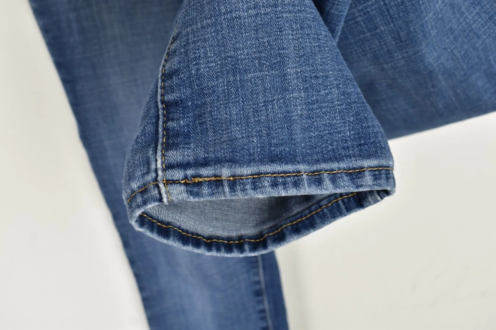 LEVI'S 721 Blue Slim Jeans size W28 L32 Womens Outdoors Outerwear Womenswear