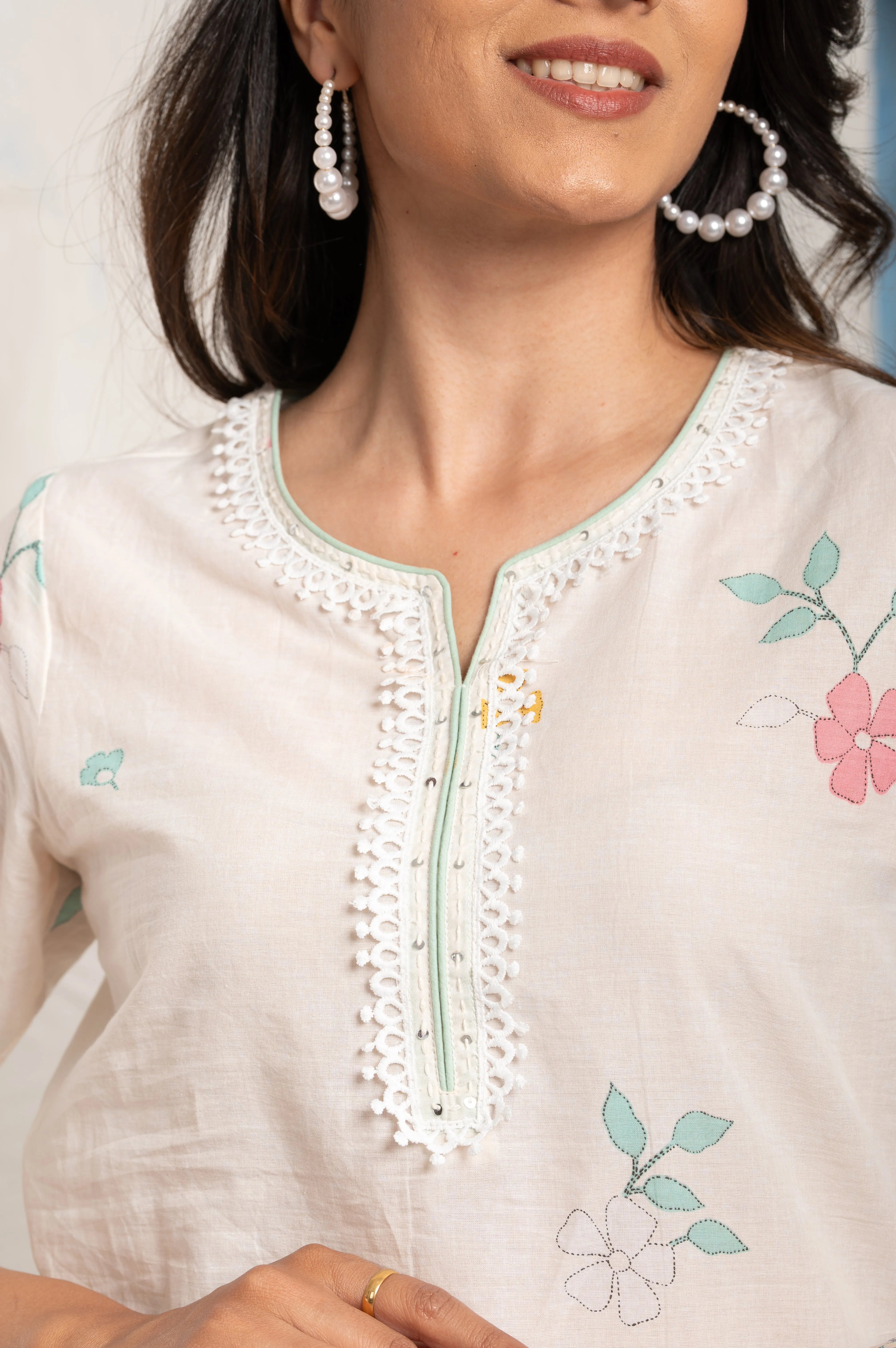 PRINTED IVORY COTTON SUIT SET WITH CHIFFON DUPATTA